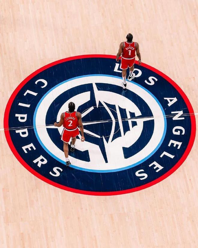5月2日NBA季后赛G6：快船主场111-105击败掘金扳平大比分