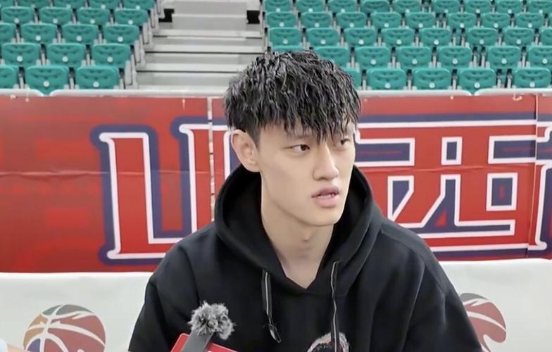 CBA 半决赛：山西男篮 0-2 落后，曾凡博受伤影响几何？