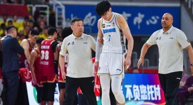 CBA 半决赛北京男篮 4 人受伤，北京北汽申诉，山西队或迎重罚