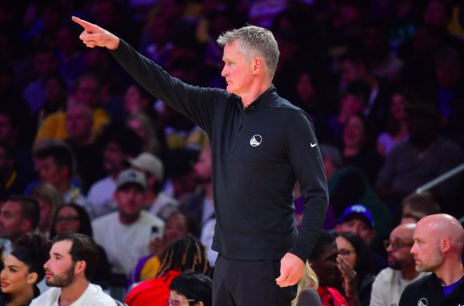 NBA 季后赛 G6 勇士主场惜败火箭，系列赛 3-3 平将迎抢七大战