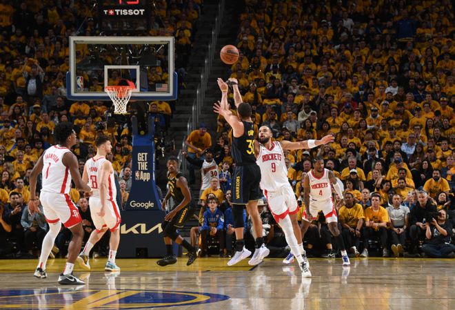 NBA西部首轮G6：勇士负火箭被拖入抢七，徐静雨怒批科尔变阵