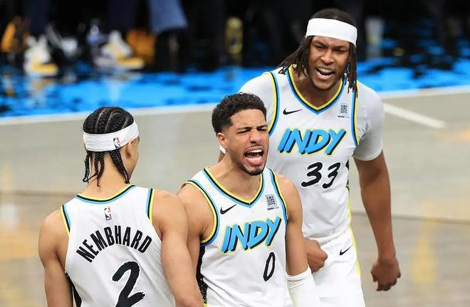 NBA 季后赛八强诞生，分区半决赛对阵出炉，勇士成西部豪门希望