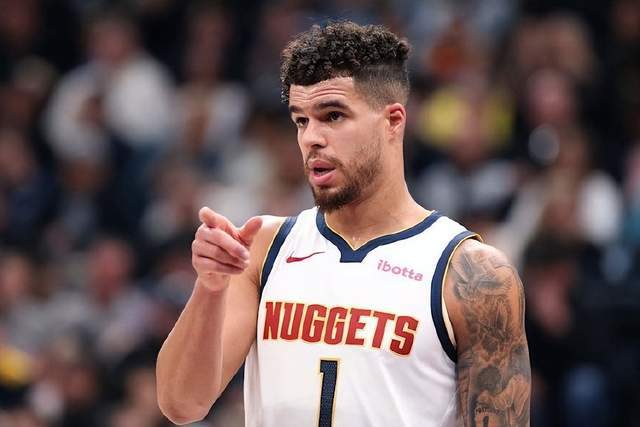 5月6日NBA季后赛西部半决赛G1：阿隆-戈登三分绝杀，约基奇42分22篮板闪耀全场
