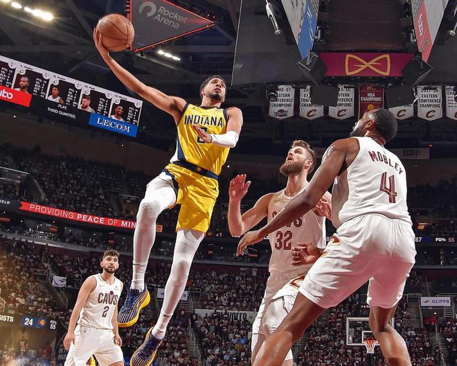 NBA 季后赛次轮 G1 全以下克上，争冠形势愈发扑朔迷离