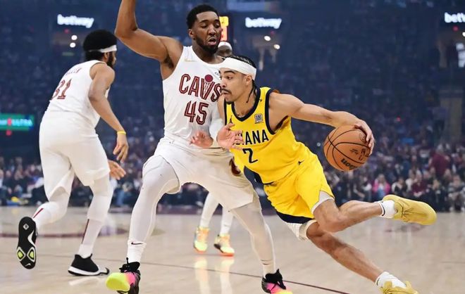 NBA2024 - 25赛季季后赛次轮：骑士队困境，加兰伤病成关键