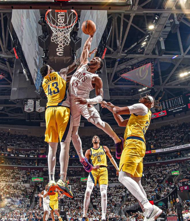 3分绝杀+20分逆转！NBA再现大冷，骑士队遇阻伤病困扰