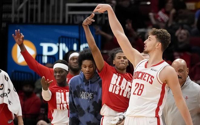 本赛季NBA季后赛第二阶段：快船火箭出局，潜力年轻球员表现几何？