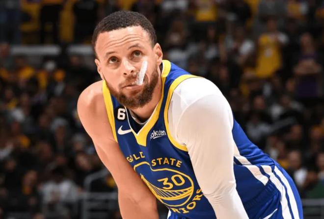 5月7日NBA季后赛第二轮：勇士与森林狼首战，勇士先占主动却突发状况