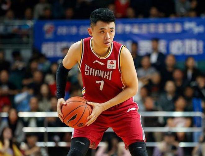 CBA 三则消息：张镇麟辟谣做手术传言、原帅动态及选秀抽签