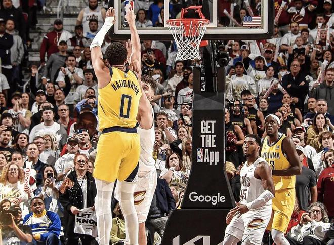 NBA 季后赛次轮太疯狂！前 5 场全爆冷，3 大逆转 2 绝杀超震撼