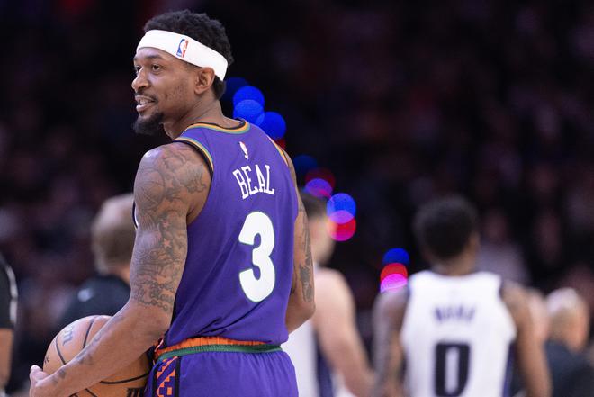 NBA季后赛西部半决赛G1：库里伤退，盘点近年腿筋伤势对球员影响