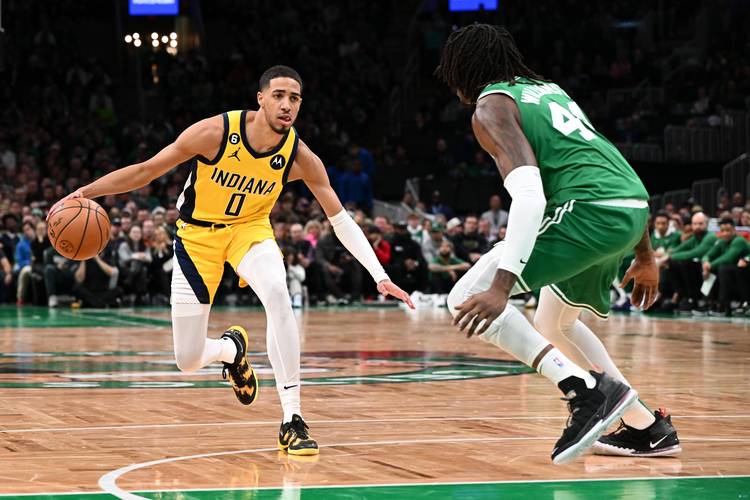 NBA 季后赛步行者胜骑士，迈尔斯 - 特纳数据亮眼占优势