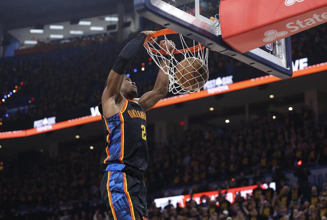 NBA季后赛半决赛掘金VS雷霆G2激战，约基奇威少领衔精彩对决