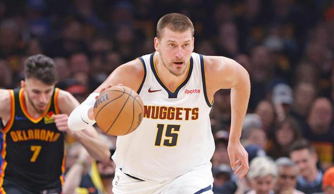NBA季后赛半决赛掘金VS雷霆G2激战，约基奇威少领衔精彩对决
