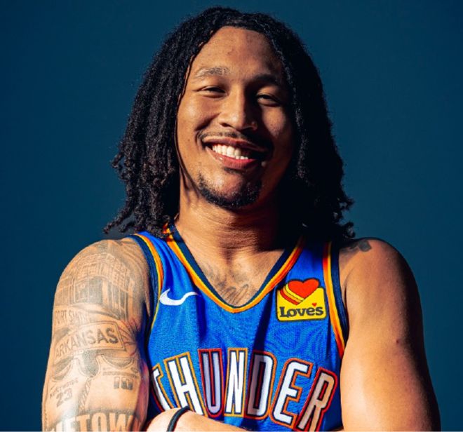 NBA 季后赛次轮 G2：雷霆大胜掘金，赛后亚历山大杰林带来四大惊喜