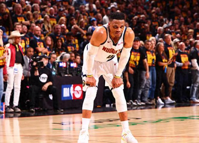 NBA季后赛西部半决赛G2：掘金负雷霆，东部局势紧张，雷霆实力彰显