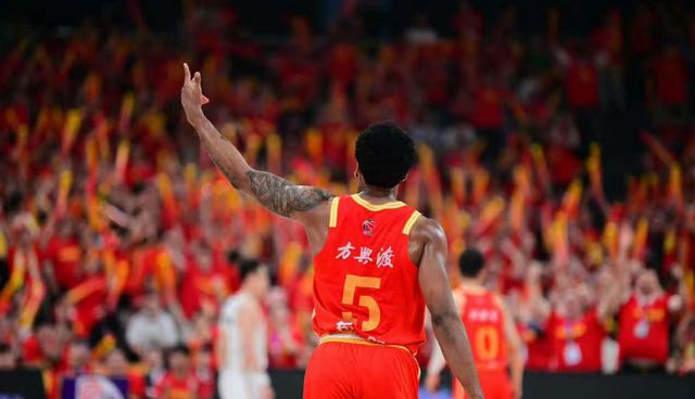 浙江广厦总决赛G1表现糟糕，朱俊龙受伤，G2王博拒连败