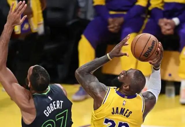 NBA西部半决赛森林狼胜勇士，湖人被淘汰原因深度剖析