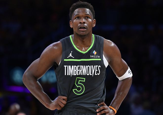NBA季后赛森林狼主场大胜勇士，库里缺阵华子兰德尔发力
