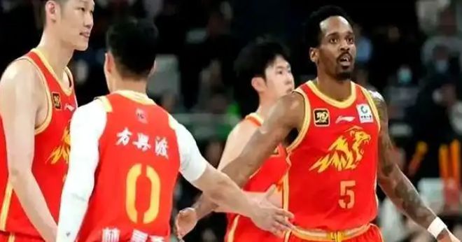 5月9日CBA总决赛G2：广厦孙铭徽一扫阴霾，比赛激烈胶着