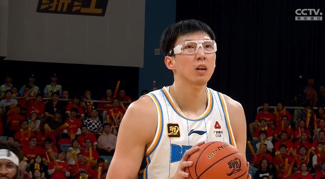CBA 总决赛第二回合：广厦男篮首胜改写大比分至 1-1 平