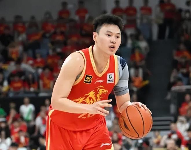CBA总决赛G2：广厦103-96胜北京，孙铭徽胡金秋完美表现助力