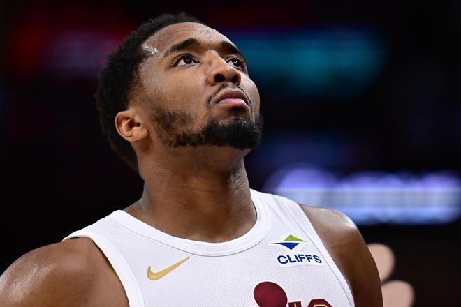 NBA东部半决赛骑士击败步行者 米切尔连砍91分成队史首人