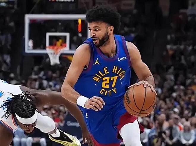 NBA西部半决赛G3：掘金离奇逆转，雷霆痛失好局，约基奇三分全失仍赢球