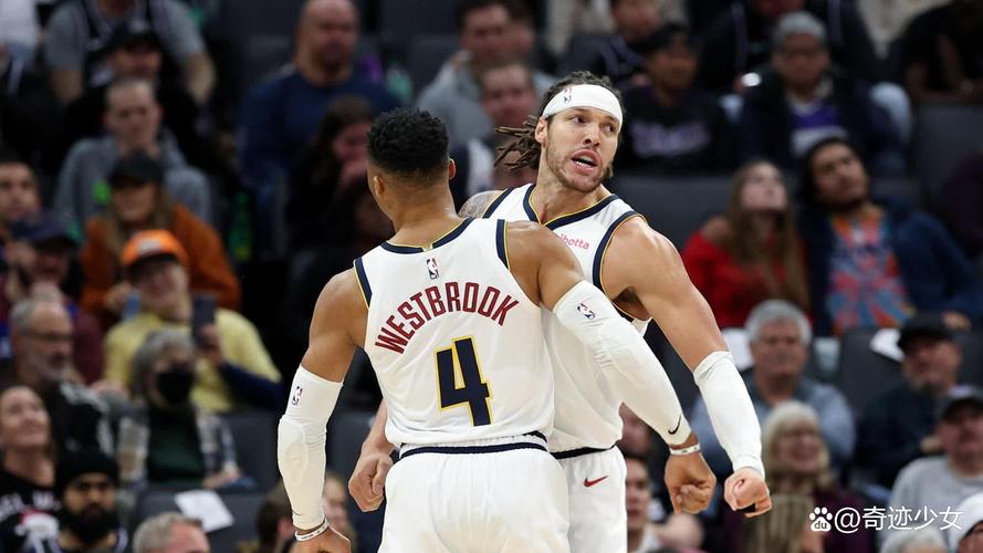 NBA西部半决赛G3：掘金离奇逆转，雷霆痛失好局，约基奇三分全失仍赢球