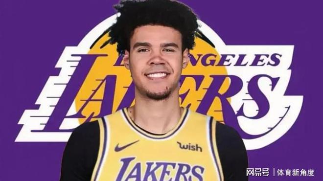 NBA 季后赛激战正酣，部分队伍休赛期交易蓝图初现，杜兰特等球星动向成焦点